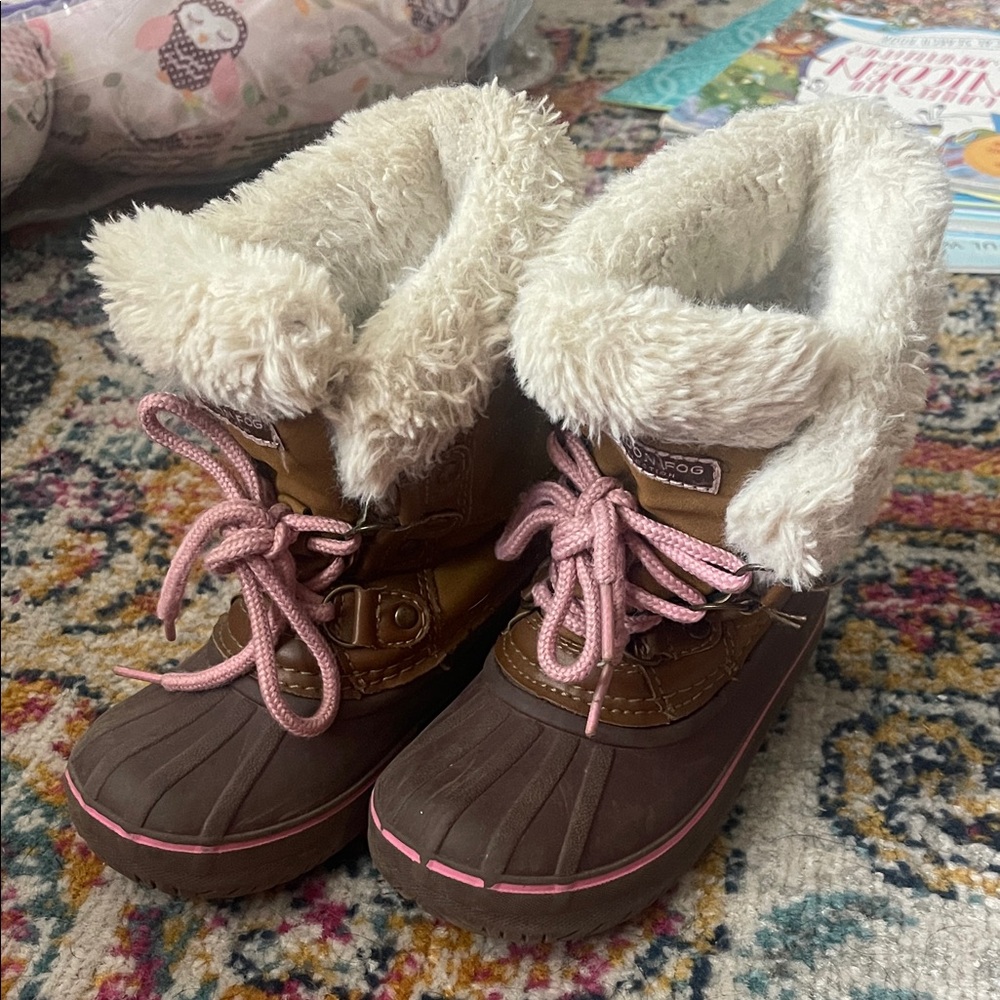 London Fog Tan and Brown Boots with Faux Fur